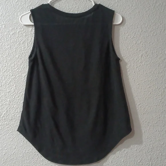 Old Navy Black Floral Embroidered Tank Top,  Ladies Size X-Small - Picture 3 of 5